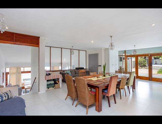 6 BEDROOM FREEHOLD FOR SALE IN MARINA DA GAMA